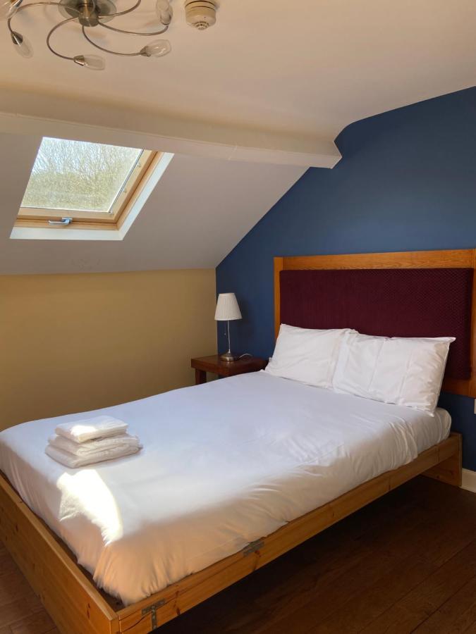Halfway House Hotel Blackwood  Eksteriør billede